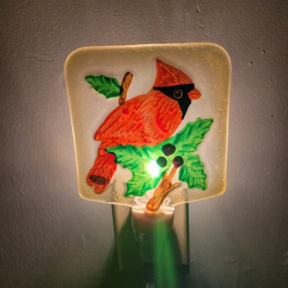Vtg Red Cardinal On A Branch Holly Glass Night Holiday - Picture 3 of 7